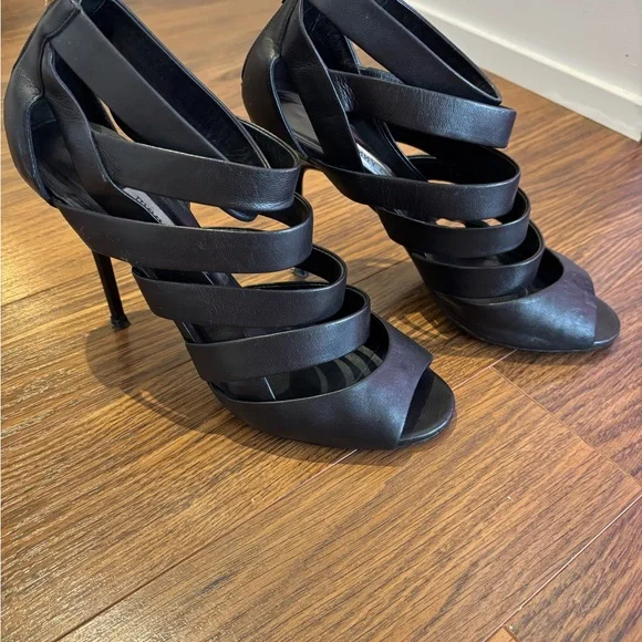 Jimmy Choo Elegant Black Strappy Heels - Picture 2 of 2